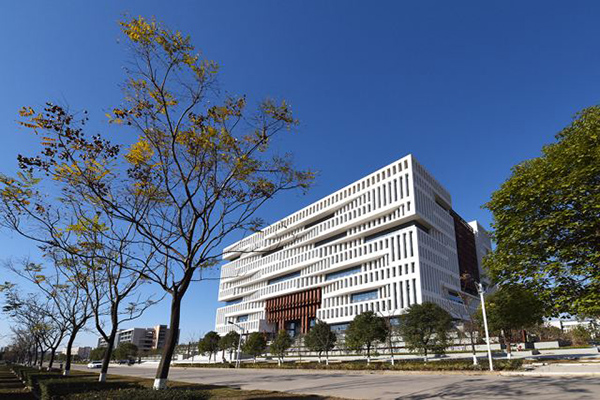 武漢理工大學